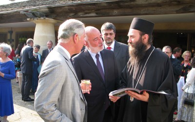 Принц Чарлс помаже Обнову Хиландара