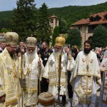 Део моштију Преподобног Јустина Ћелијског трајно пренет у Хиландар