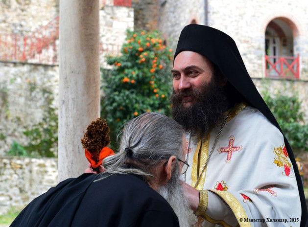 Игуман Методије: Атон живи по православној традицији и наставља да рађа свете